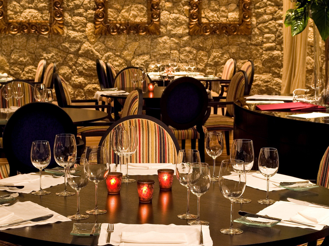 瓜鲁雅餐馆和美食-Restaurante Les Épices