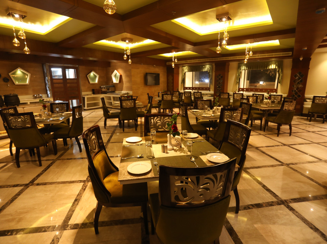 The Pinnacle Inn Sarnath主图