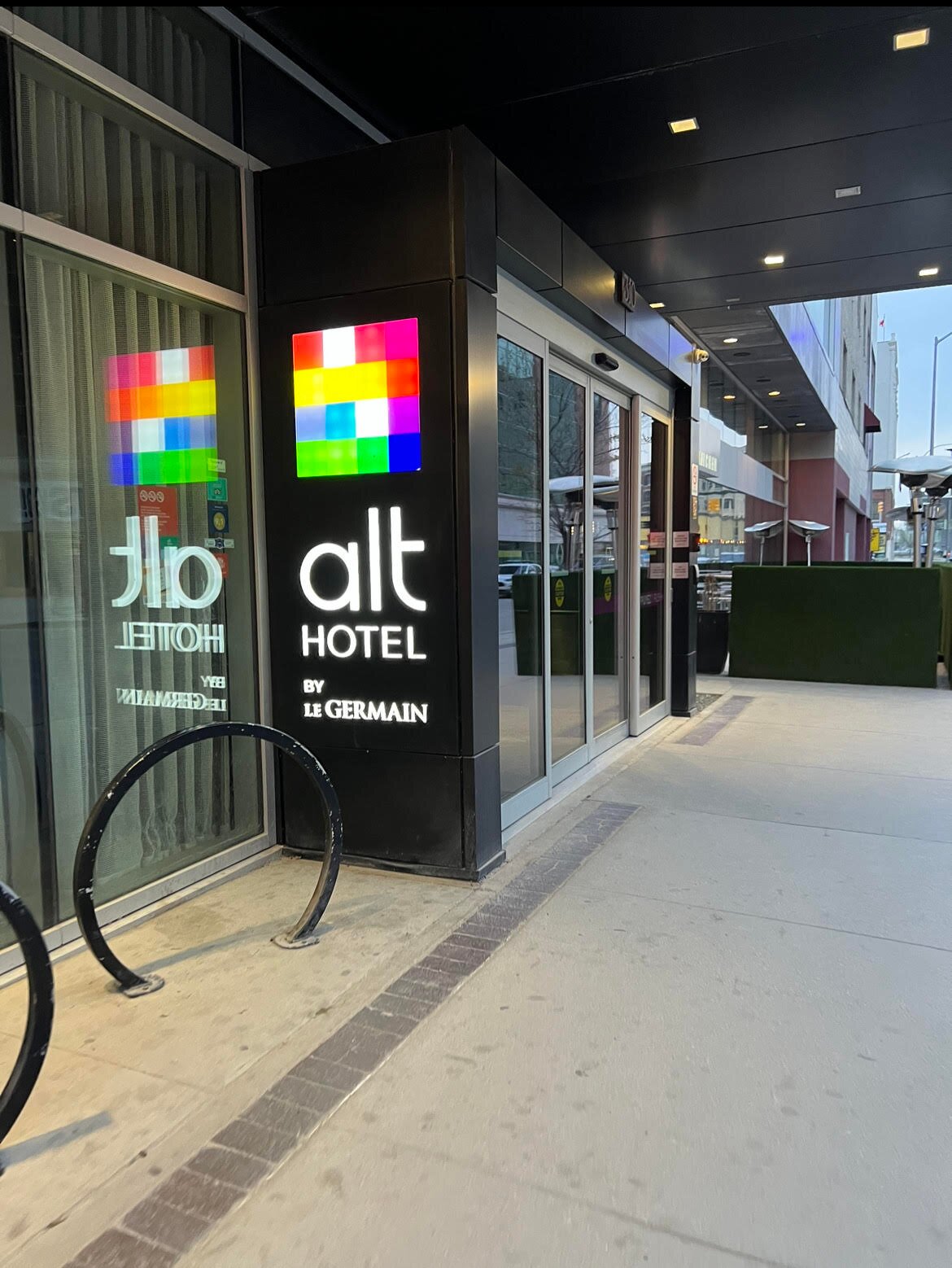 Alt Hotel Winnipeg-浴室