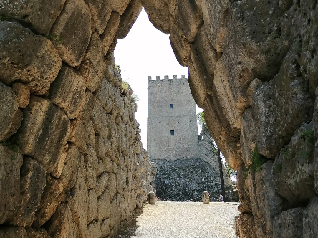 Torre di Cicerone-Arpino必去景点