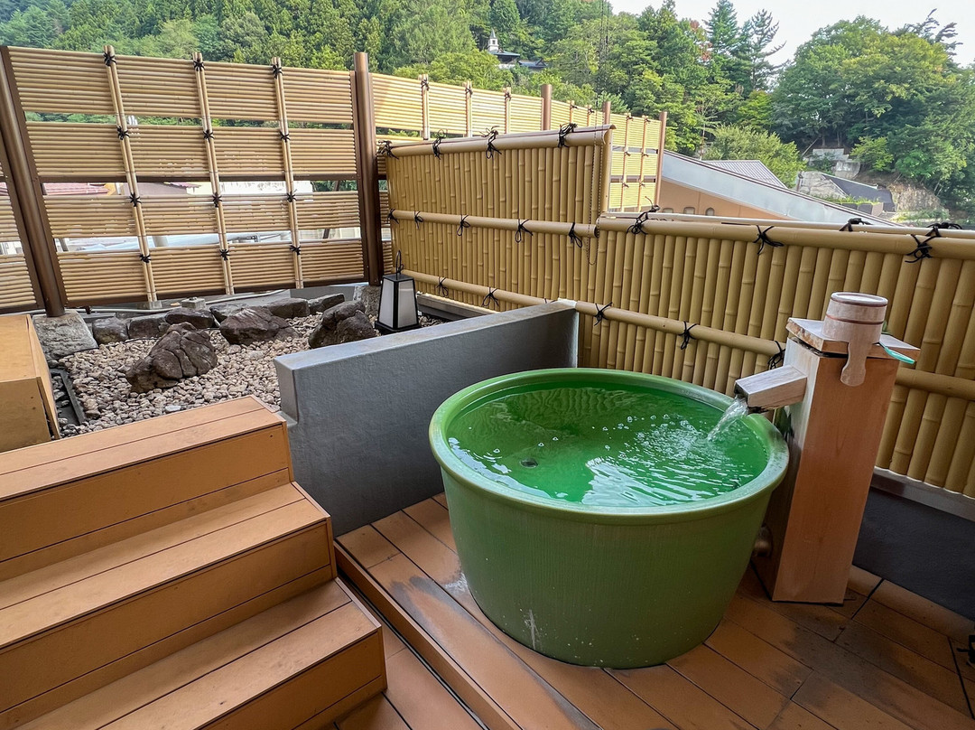 富士河口湖温泉湖南庄酒店主图