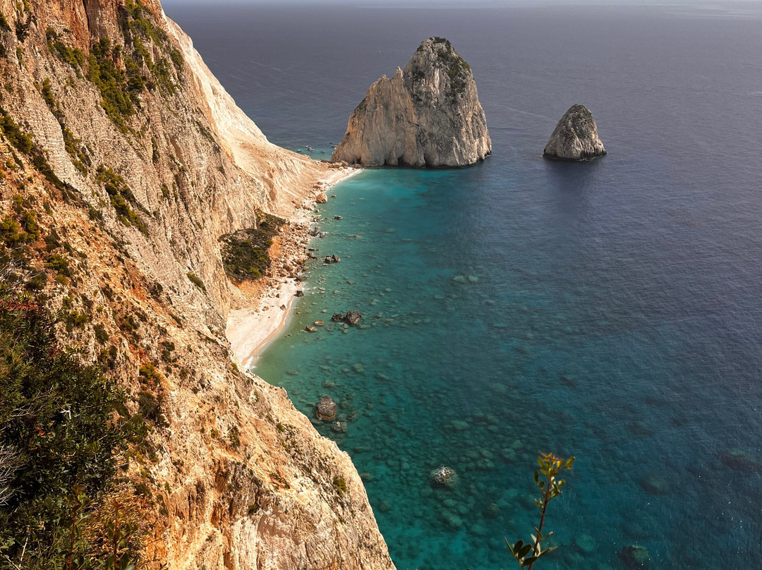 Cliffs of Keri景点图片