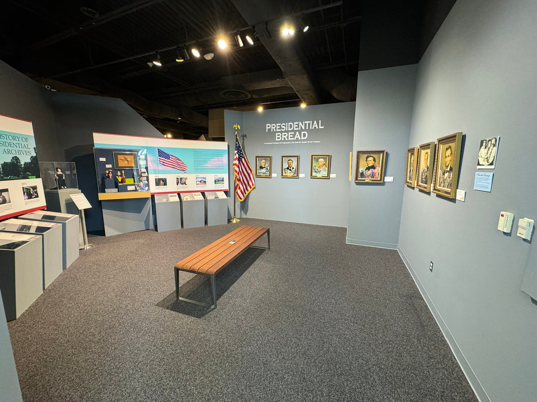 Presidential Archives and Leadership Library-奥德萨必去景点