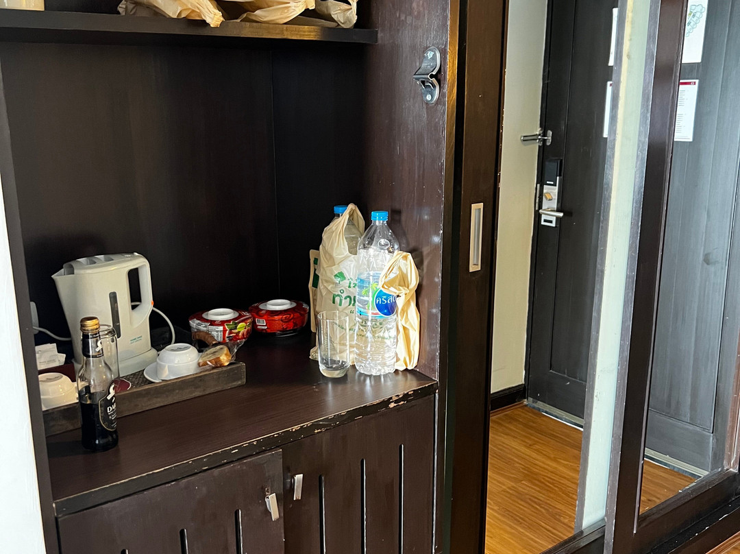 富拉玛乔木提恩海滩酒店主图