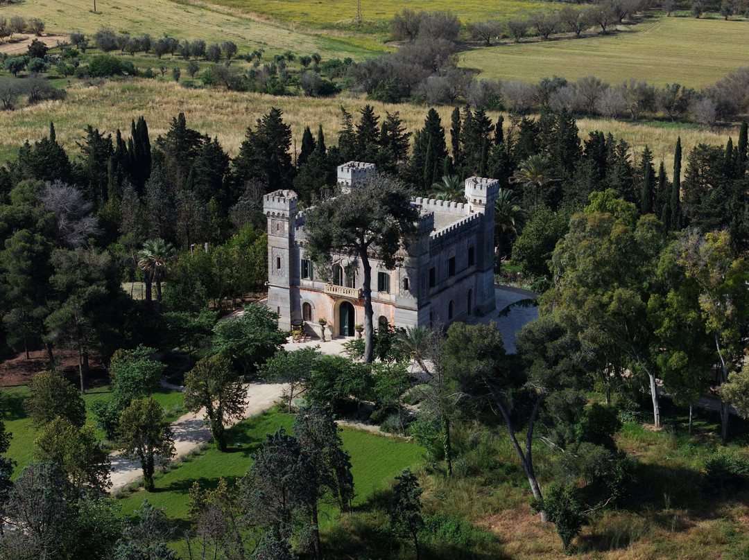 Castle Elvira - the Castle & the Cottage