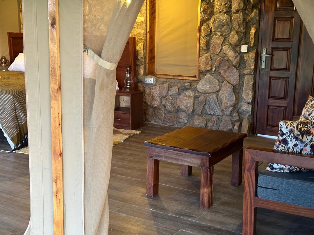 Alama Camp Mara