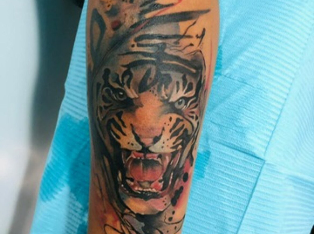 Glamour Tattoo-大湾必去景点