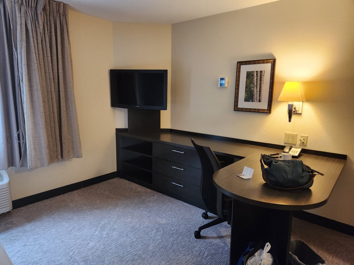 伯灵顿波士顿索尼斯塔简单套房酒店-客卧