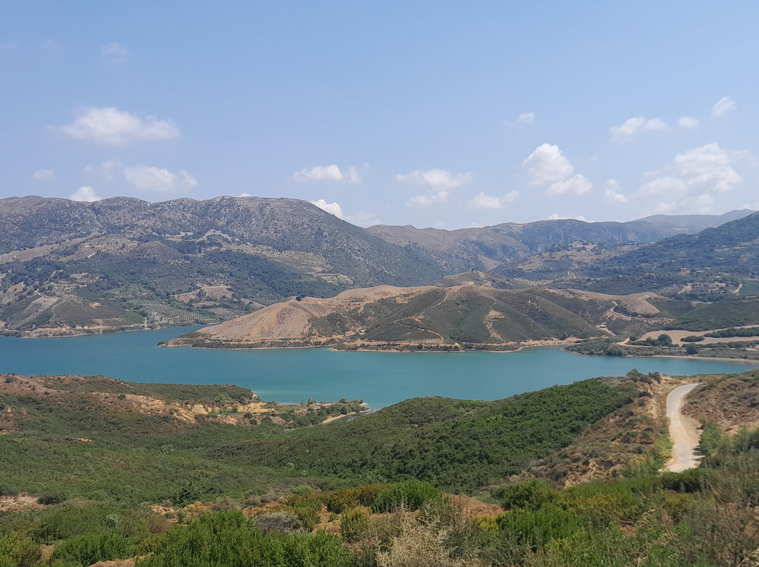 Ktíma Kotsífi-Amari必去景点