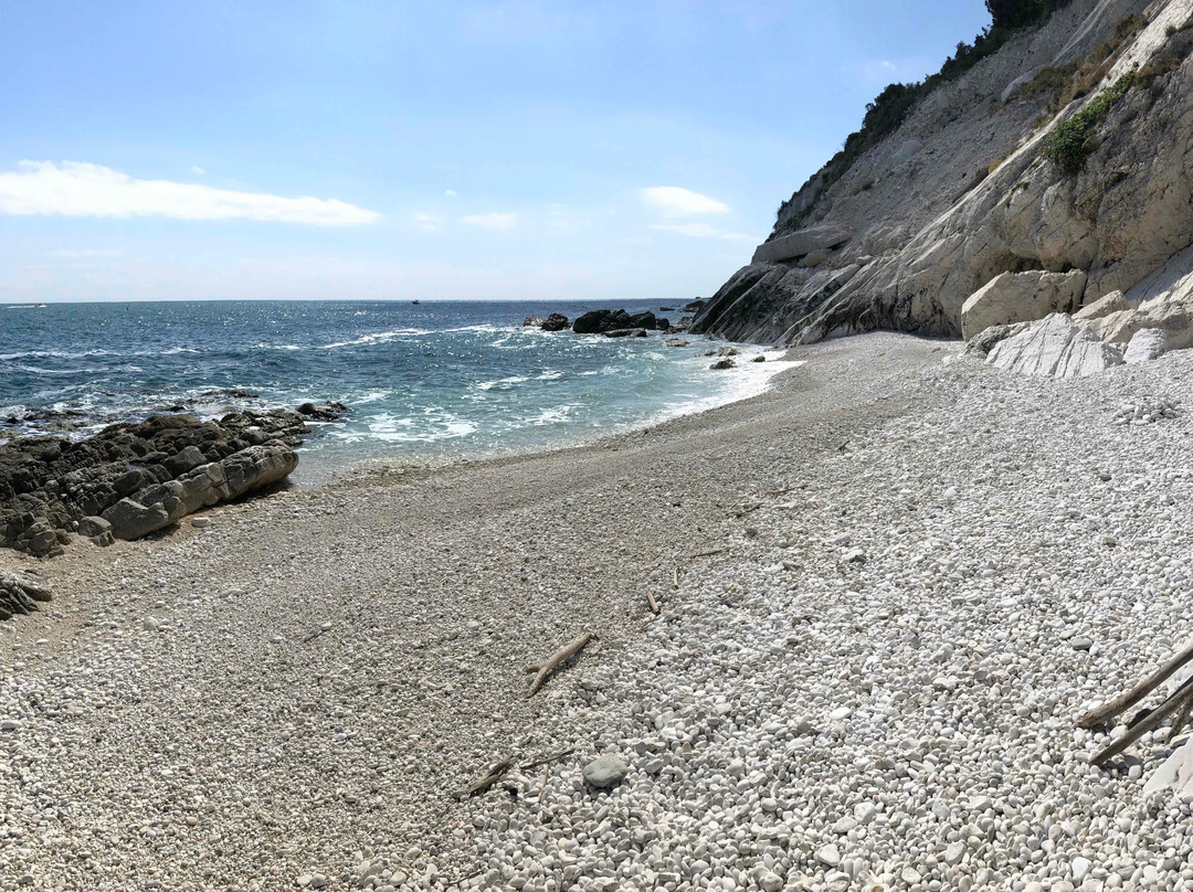 Cala Della Vela-Portonovo必去景点