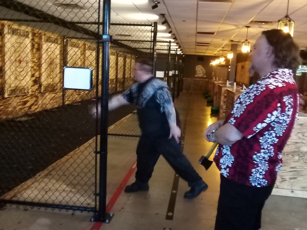 Timberjaxe Axe Lounge-Libertyville必去景点