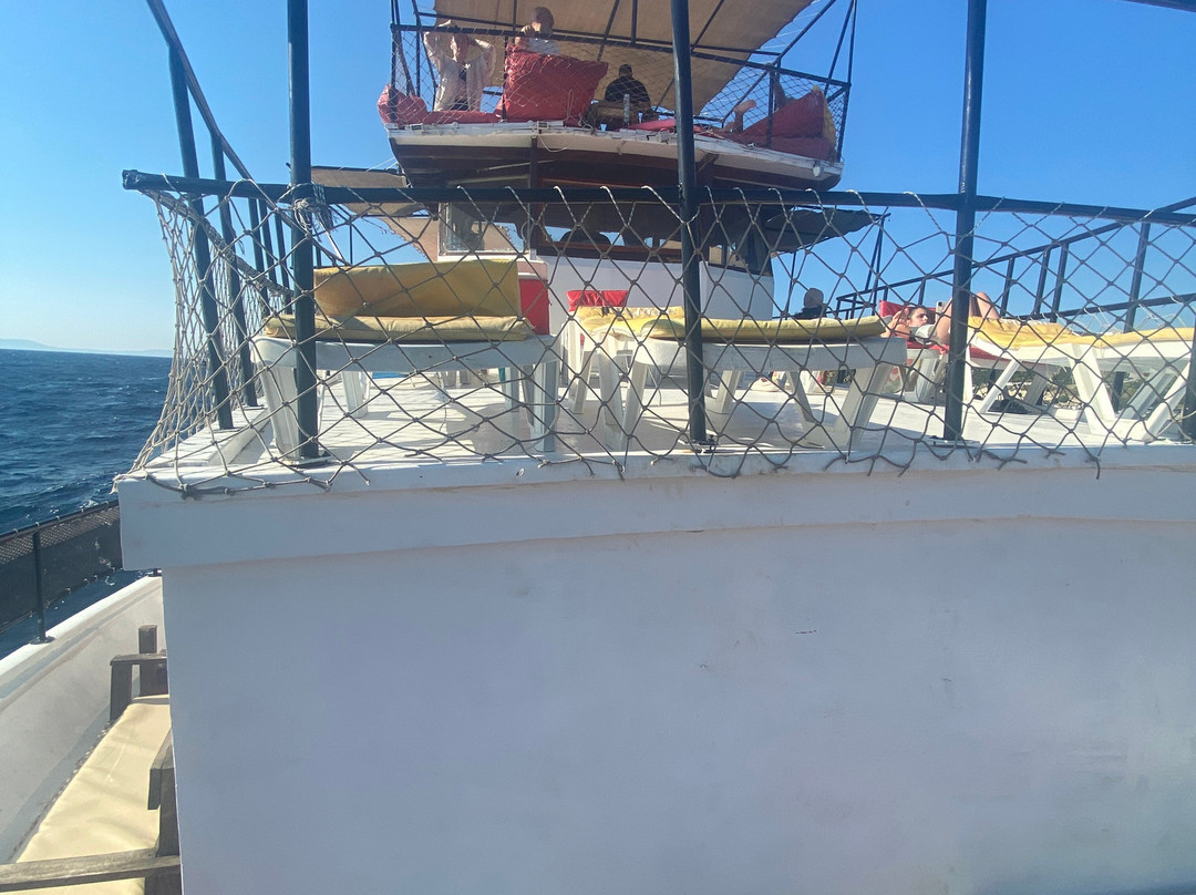 Nirvana Tekne Turlari-切什梅必去景点