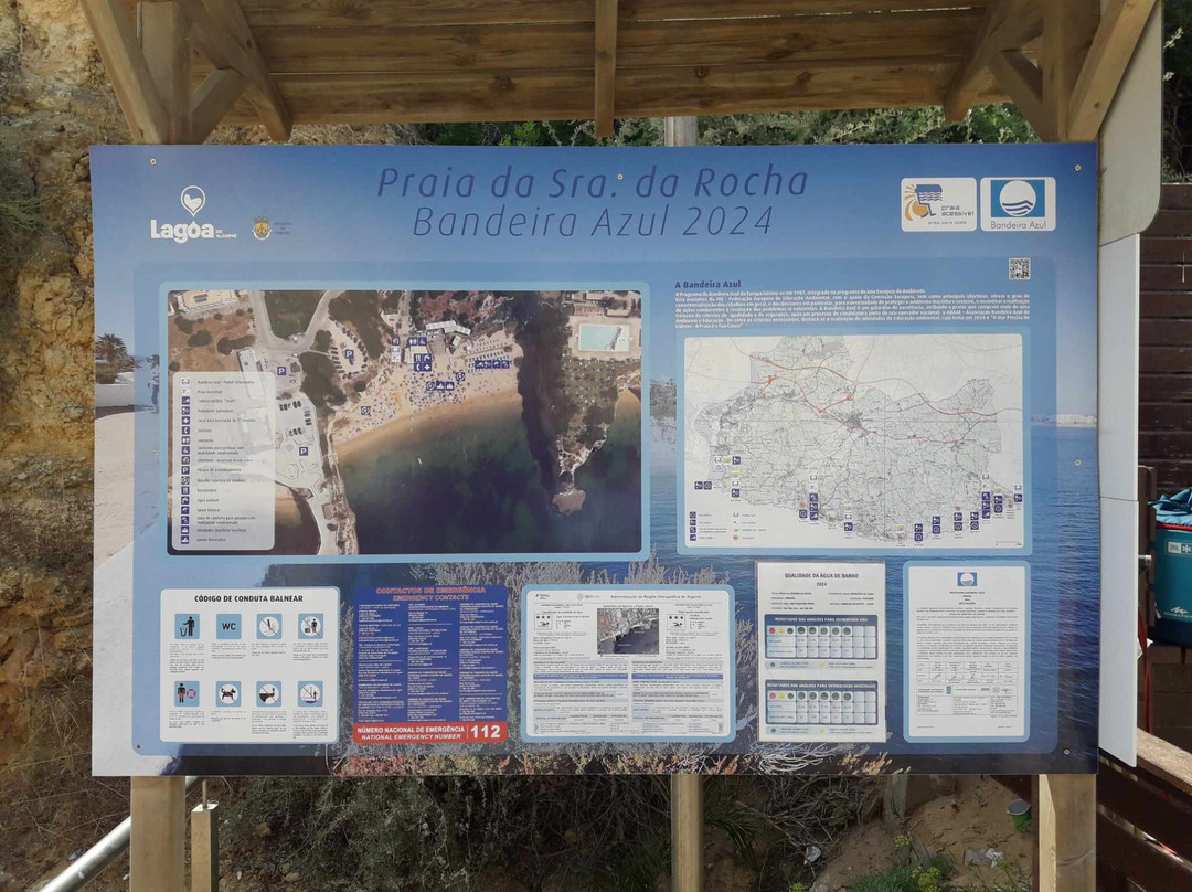 Praia da Senhora da Rocha景点图片