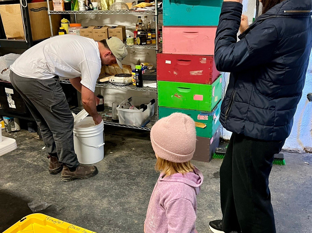 Stoked Honeybee Farm-荷马必去景点