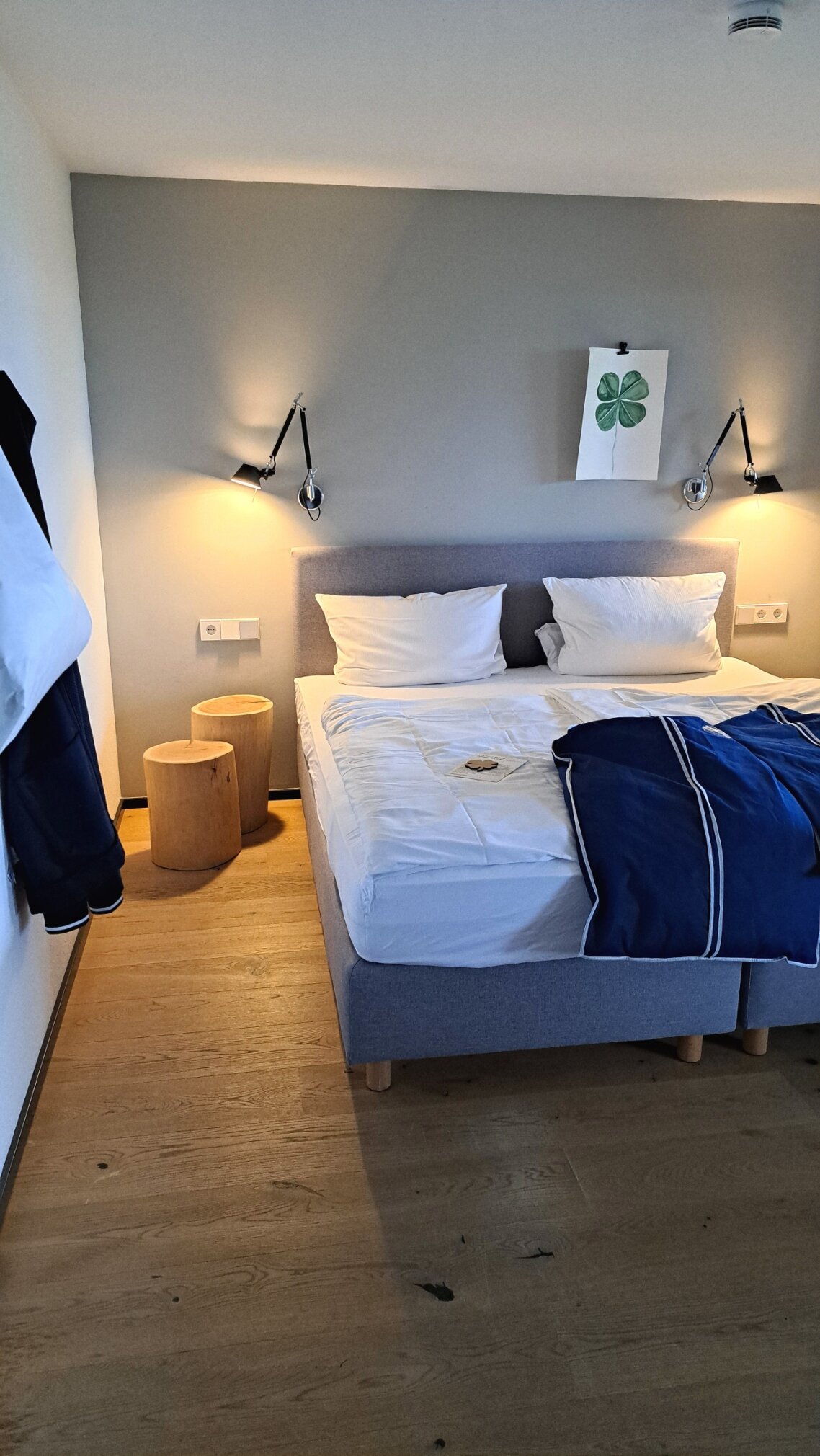 赫斯臣酒店-客卧