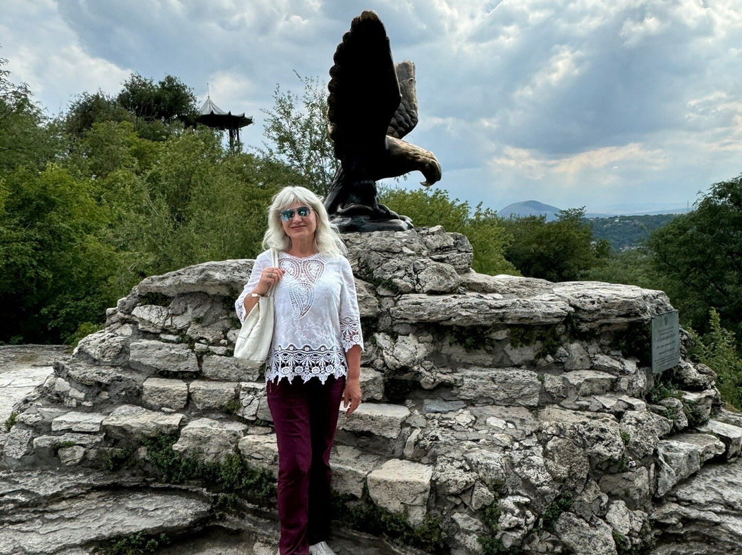 The Eagle Mounument景点图片