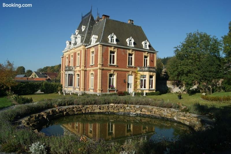 Chateau Neufays主图