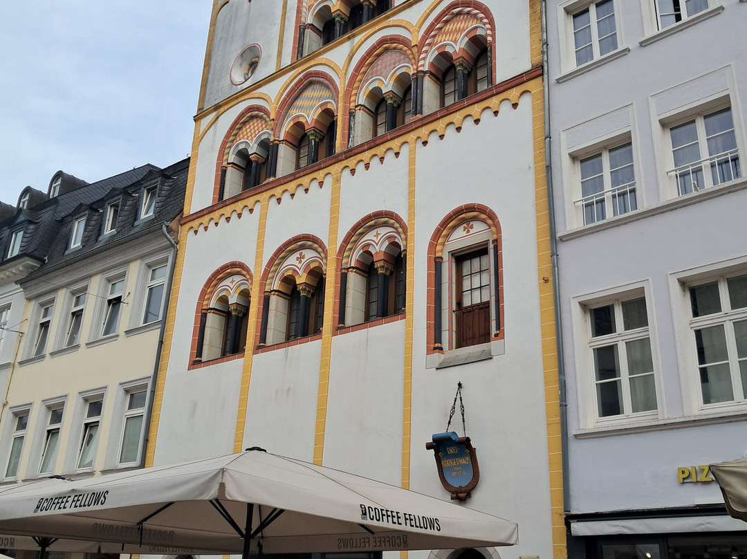 Dreikönigenhaus (House of the three Magi)-特里尔必去景点