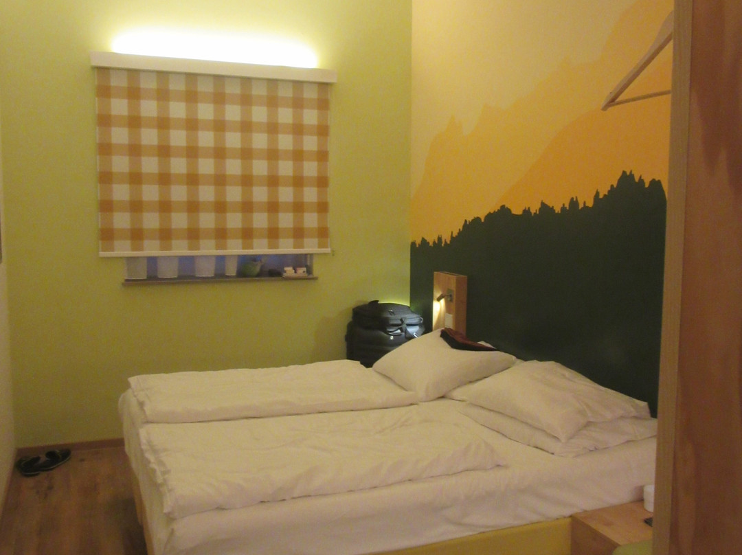 Hey Lou Hotel Piding主图