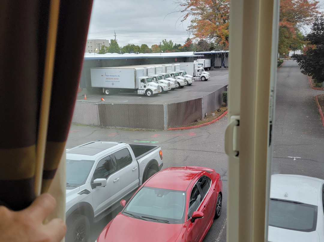 Super 8 by Wyndham Portland Airport主图