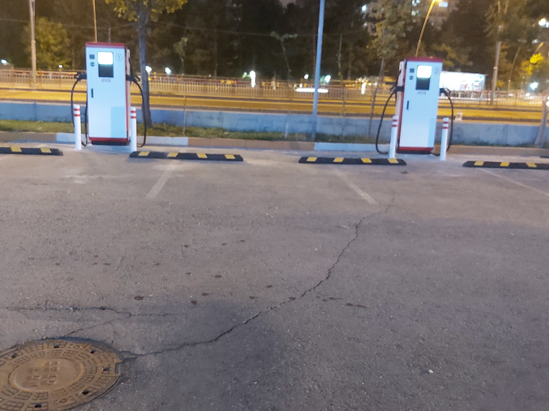 开塞利诺富特酒店主图