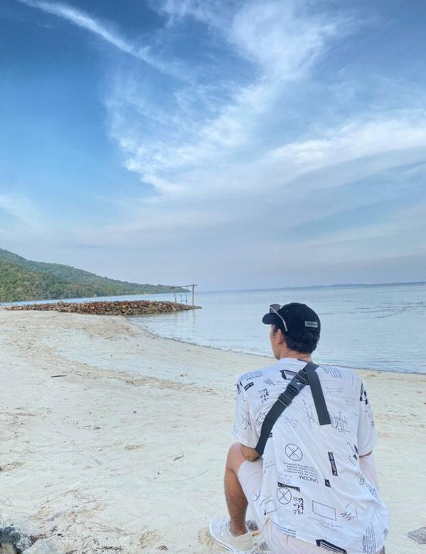 Batu Topeng Beach景点图片