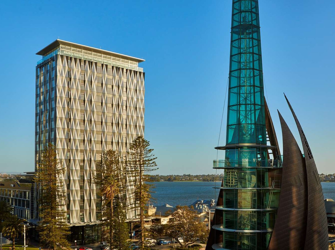 DoubleTree by Hilton Perth Waterfront