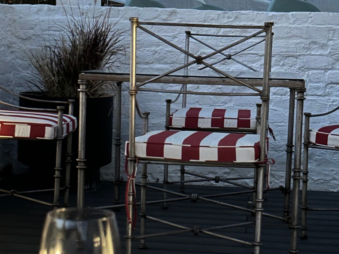 Bisbee Brownstone Suites主图