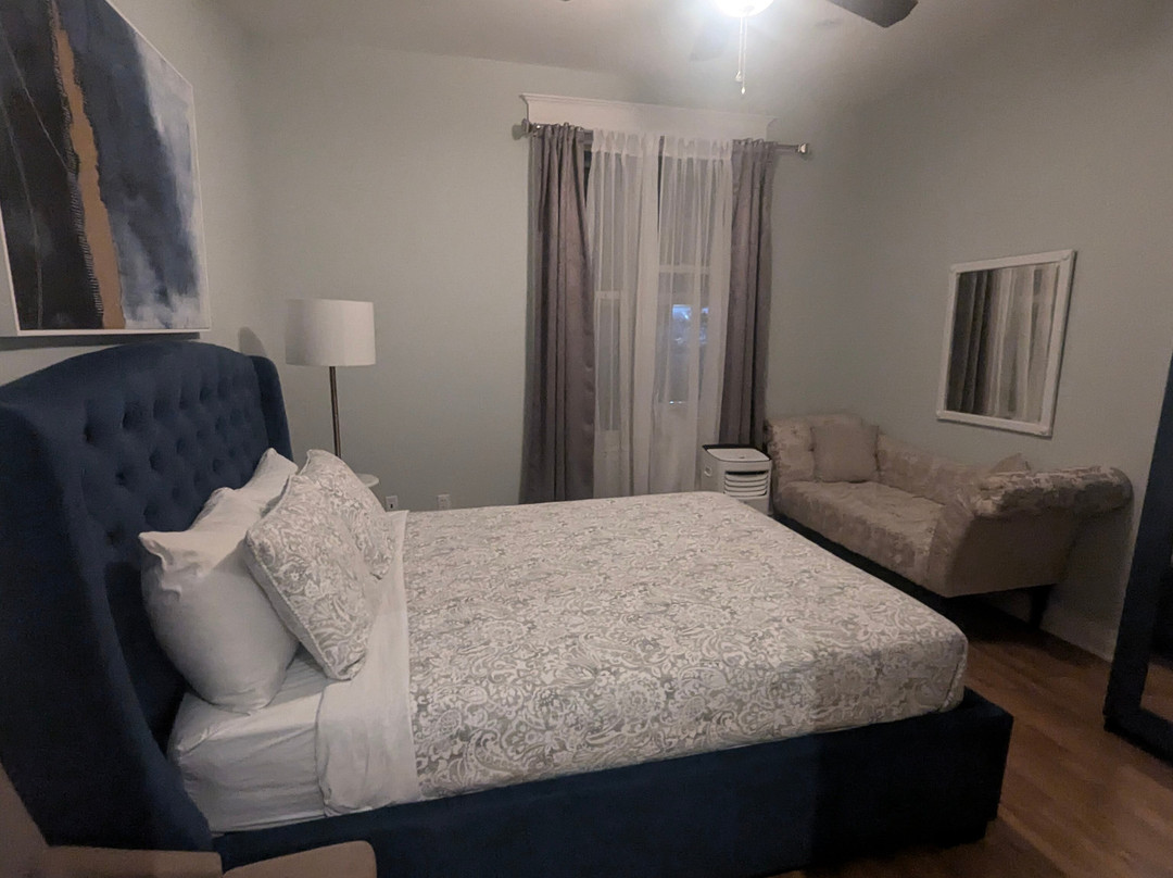 The Puddicombe House主图