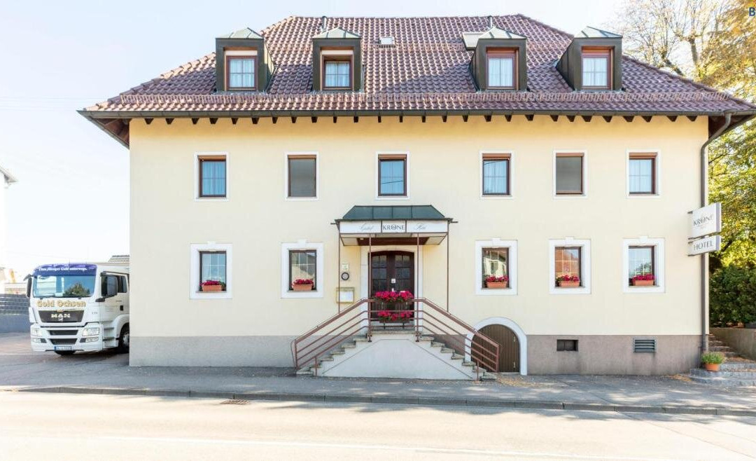 Hotel Krone Strassdorf主图