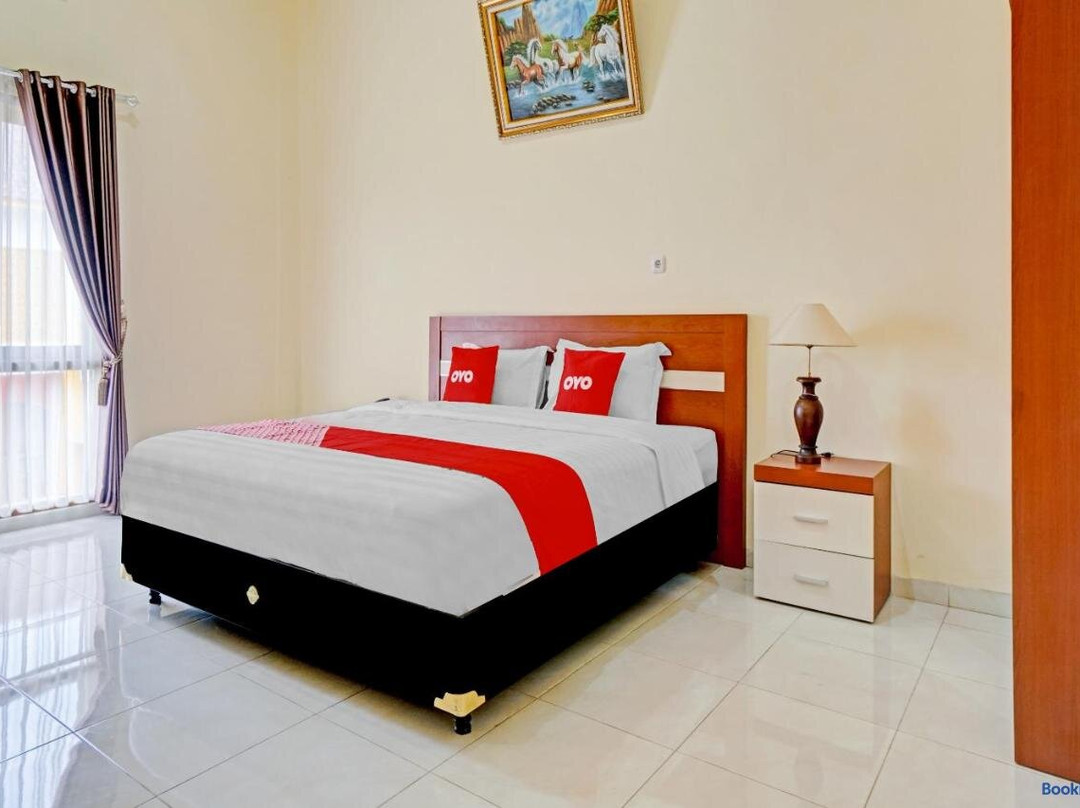 Collection O 90693 Orchid Edotel Boyolangu