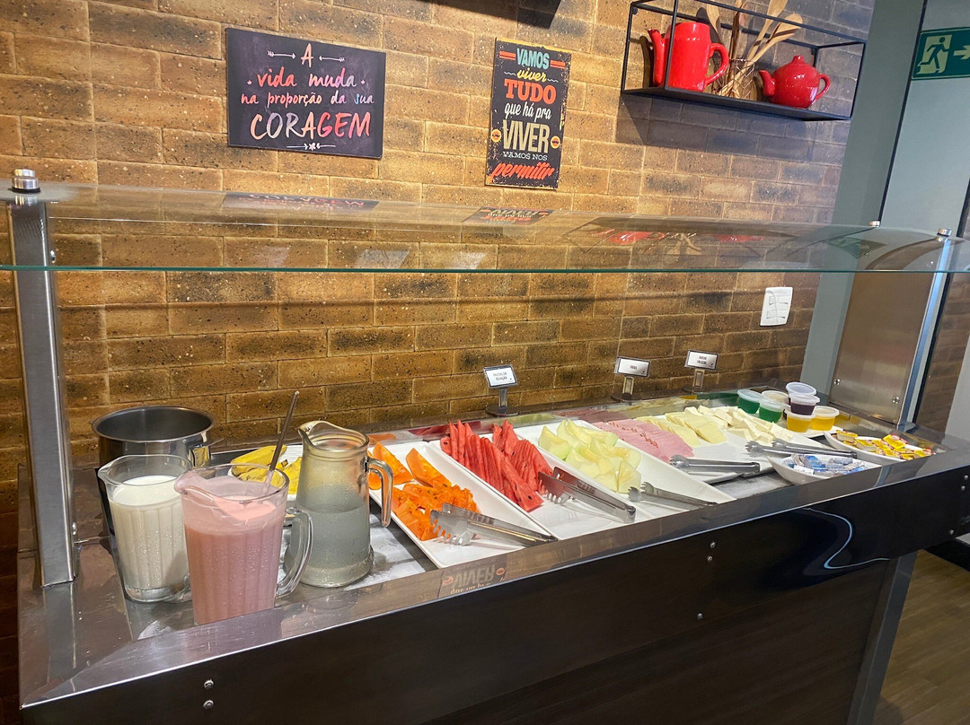 Vida Plaza Hotel主图