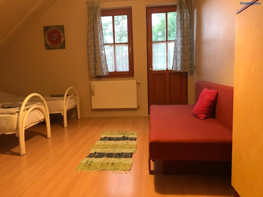 Cosy Rooms On The Lake Near Budapest And The Airport