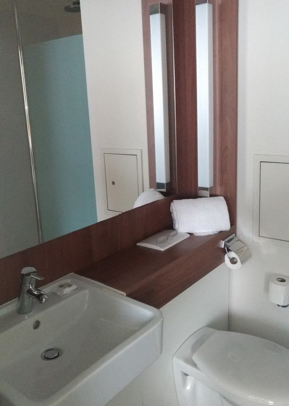 钟楼南特中央圣雅克酒店主图