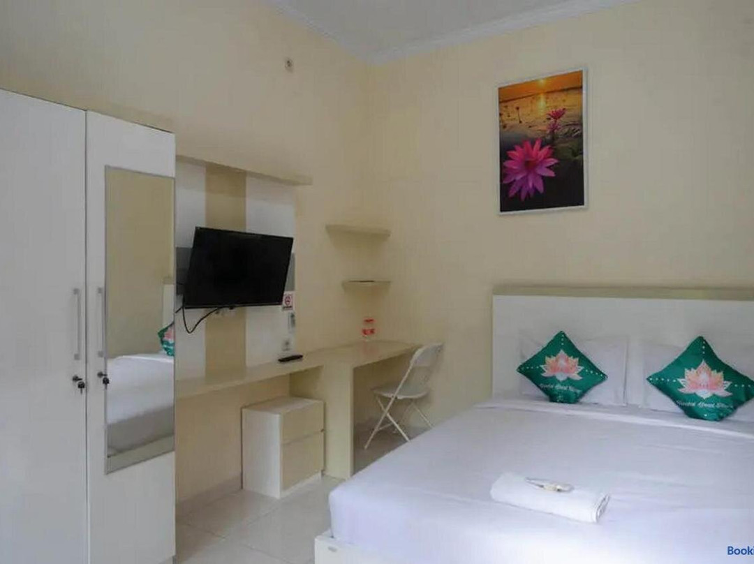 Teratai Guesthouse RedPartner near Tugu Yogyakarta