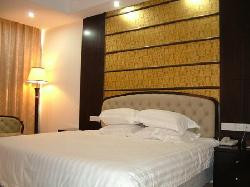 忠心大酒店(上海F1赛车场店)主图