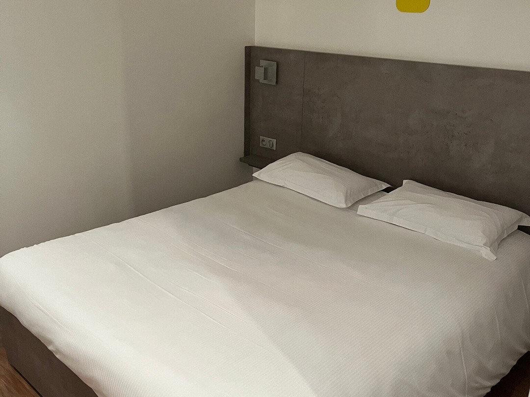 H24 Hotel主图