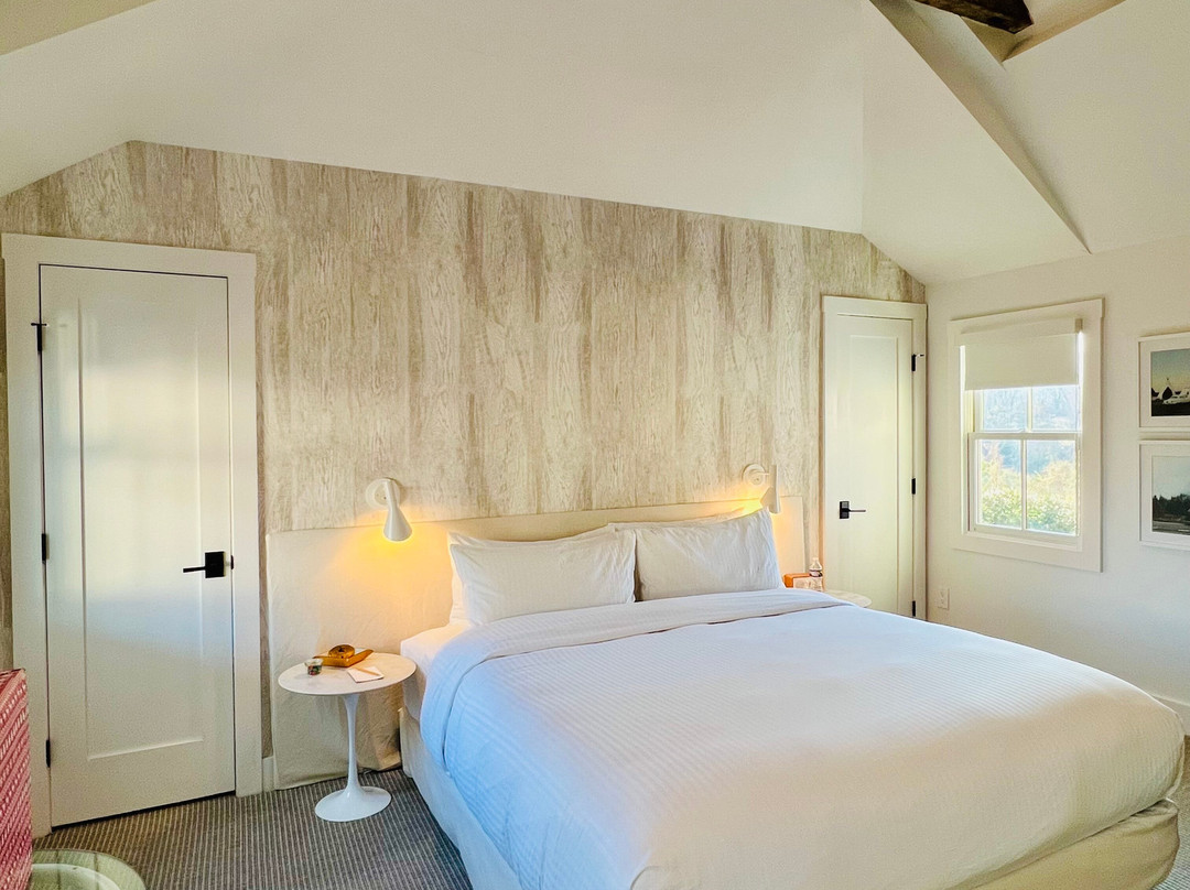 The White Moose Inn主图