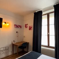 Logis Hôtel Le Montligeon 2-客卧