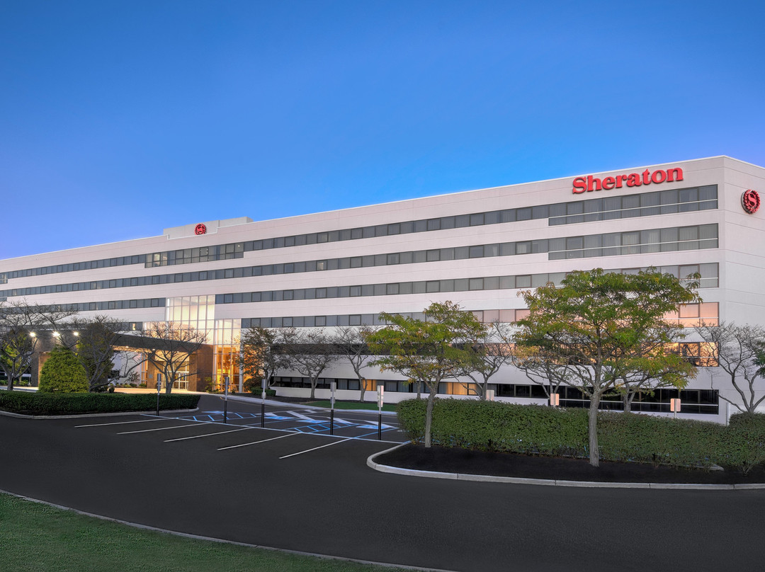 Sheraton Eatontown Hotel主图