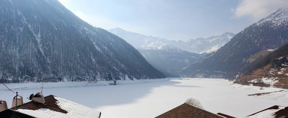 Hotel & Chalets Edelweiss-官方