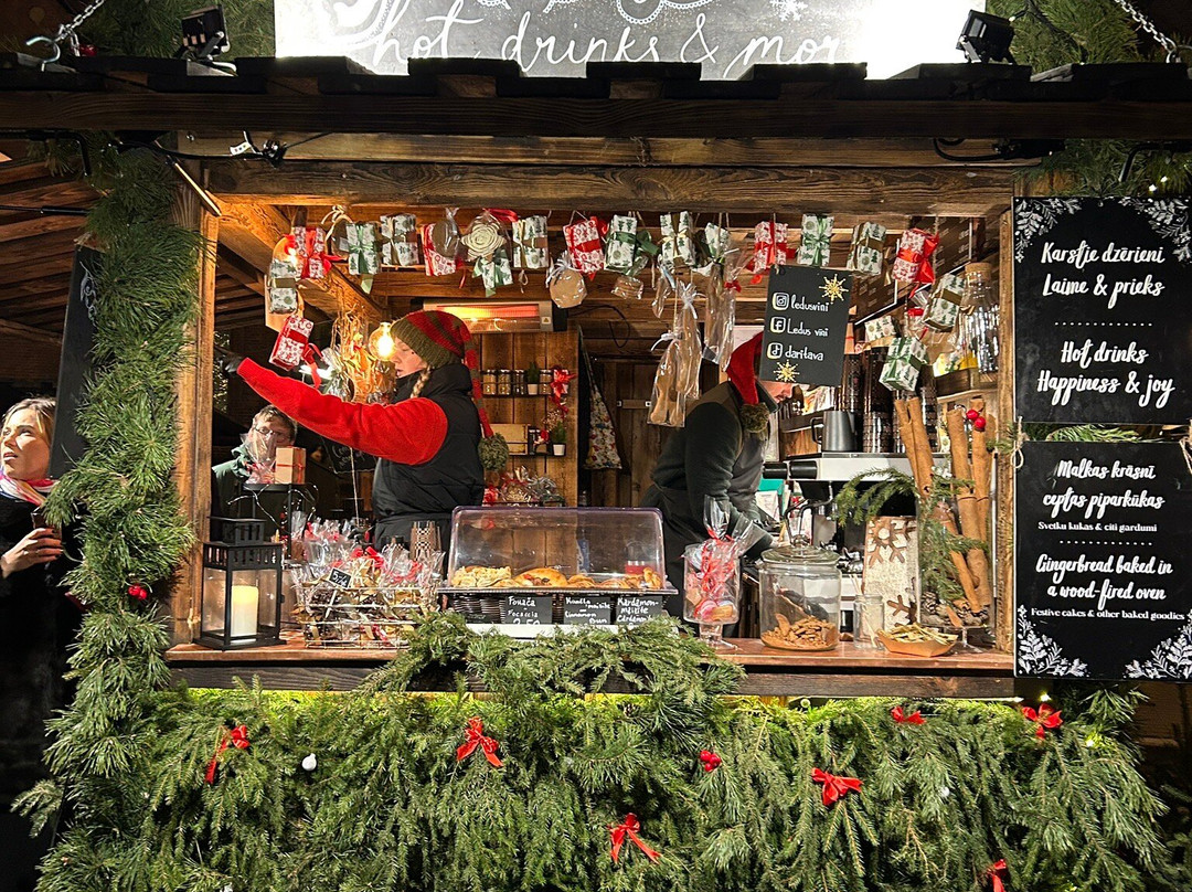 圆顶温泉酒店主图