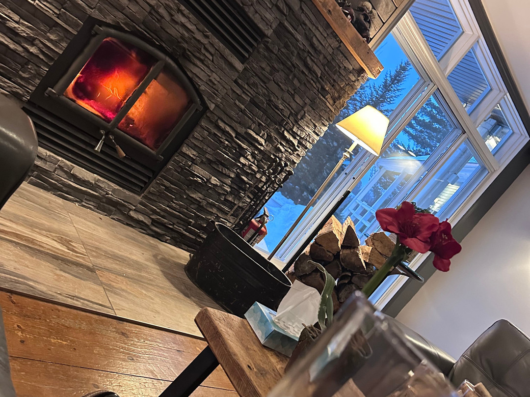 Auberge Aux Quatre Matins主图