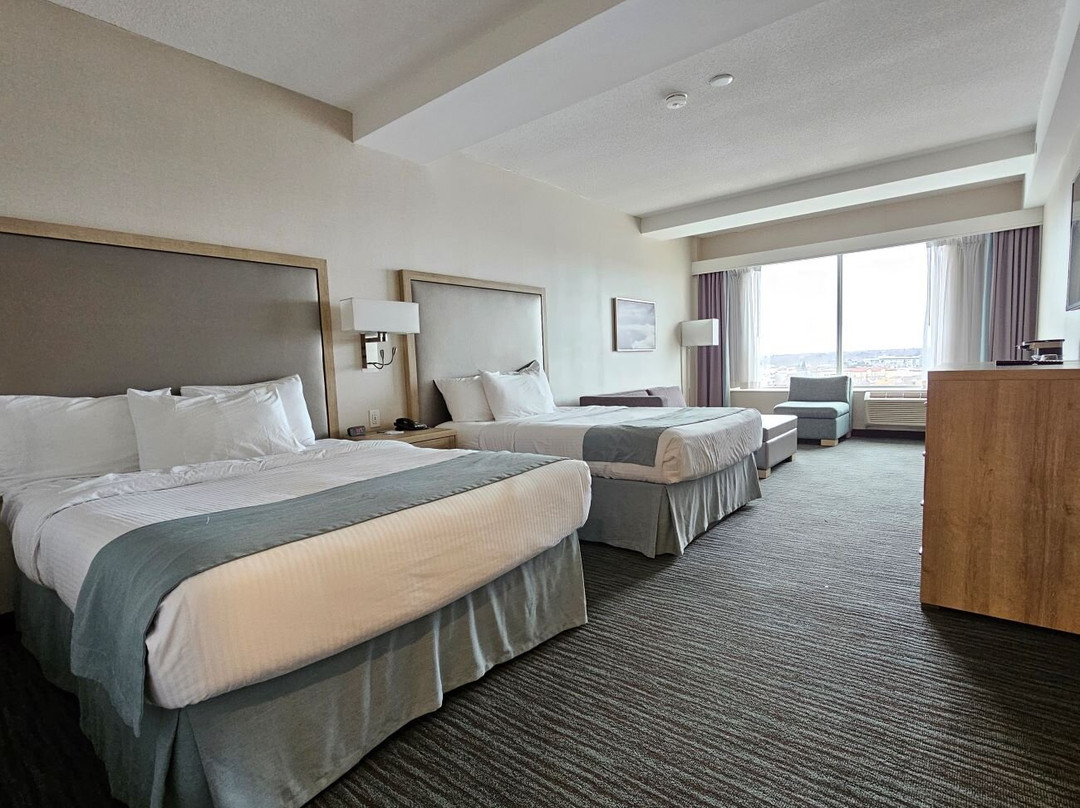 帝国酒店和套房主图