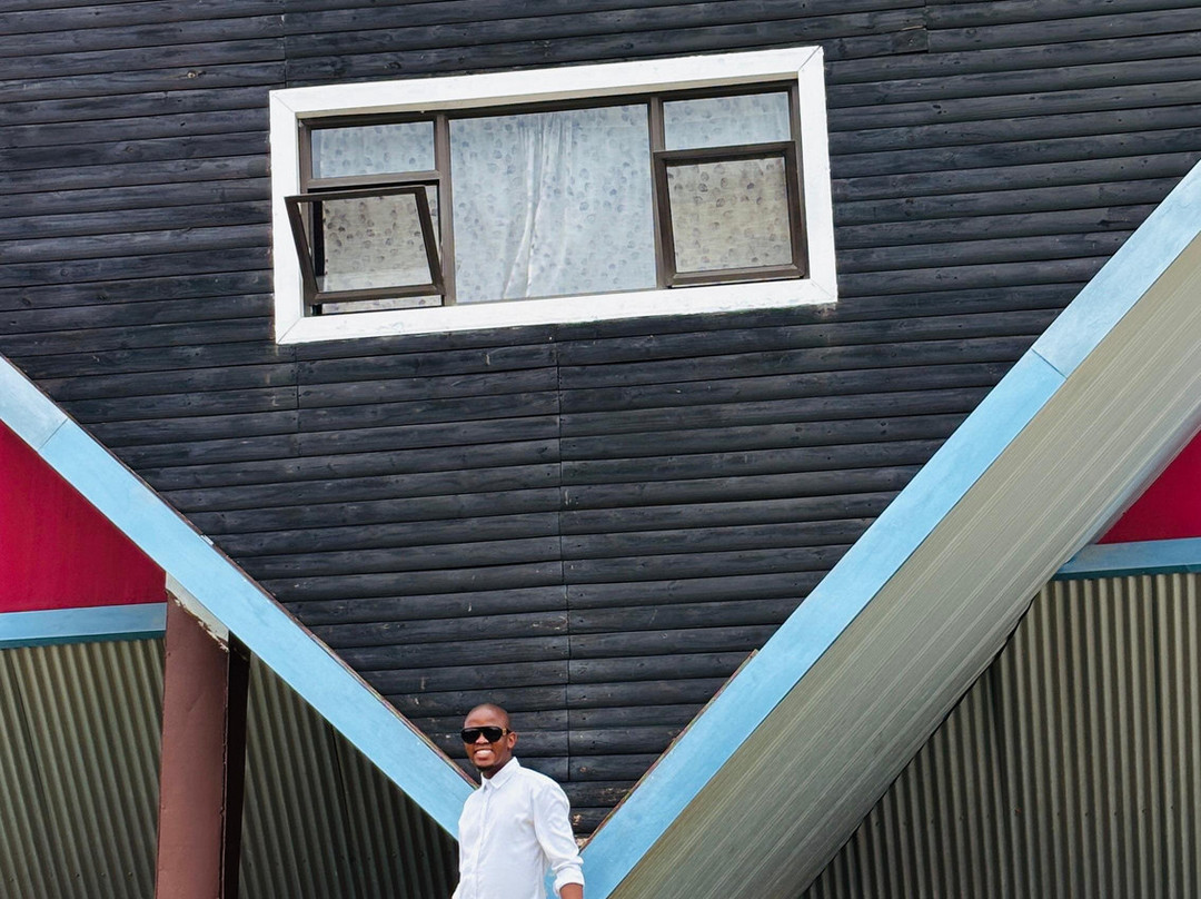 Upside Down House-哈特比斯普特必去景点