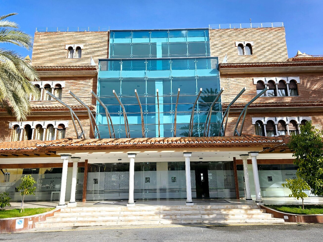 格拉纳达宫殿酒店主图