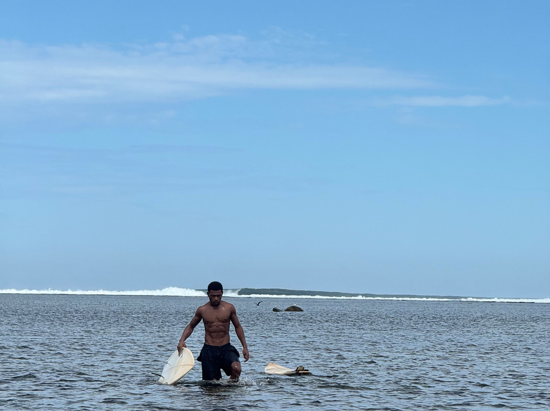 Brothers Surf Tours-纳迪市必去景点