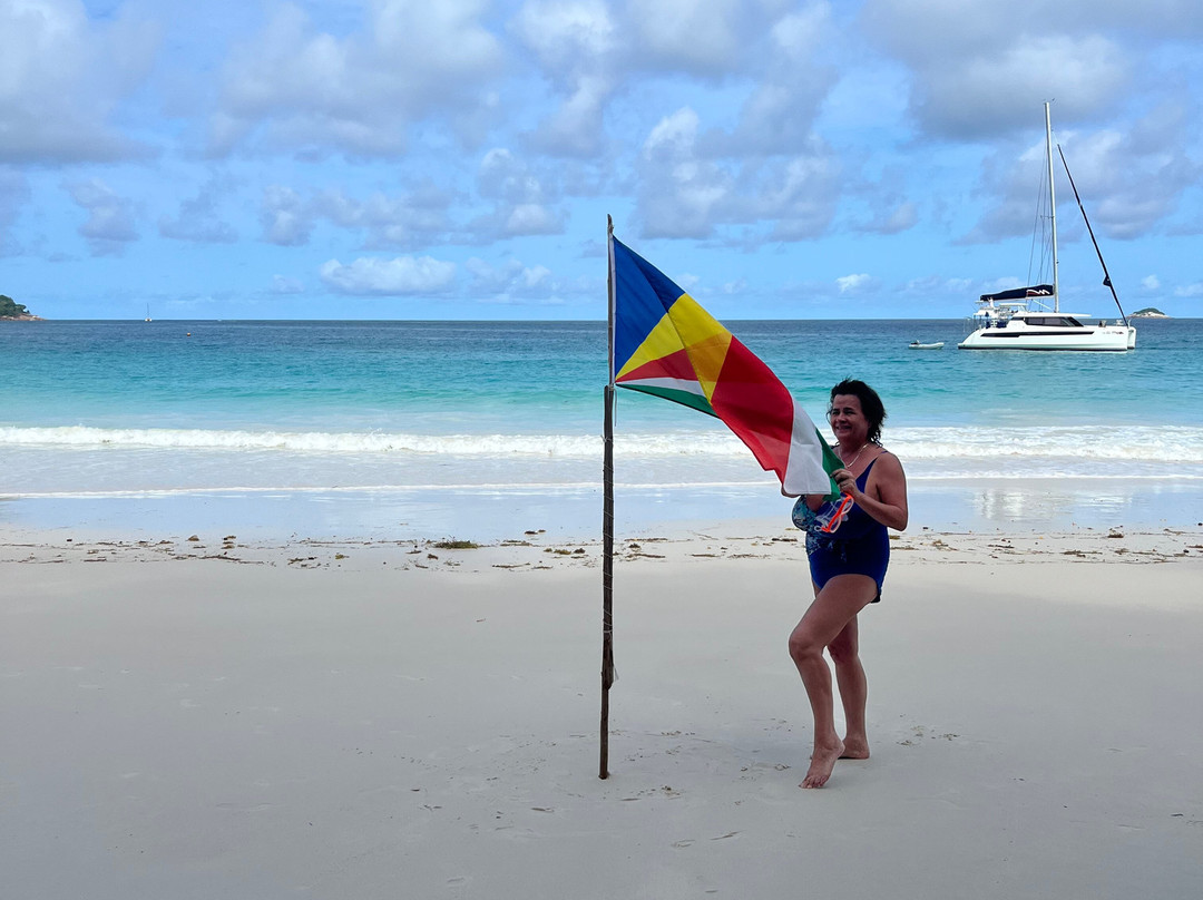 Coconut Services-Baie Ste Anne必去景点