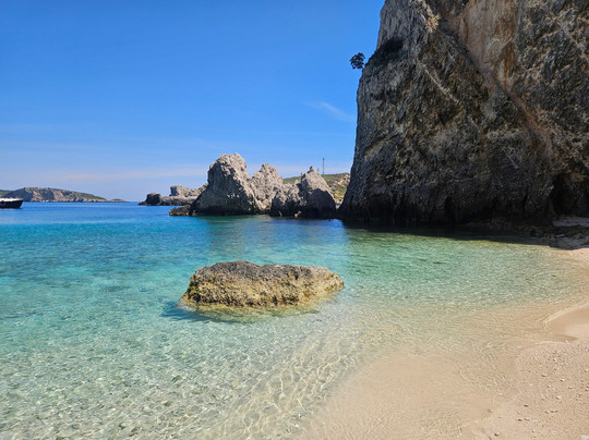 Tremiti in Barca-Tremiti Islands必去景点