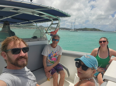 Suneeta Boat Charter-辛普森湾必去景点